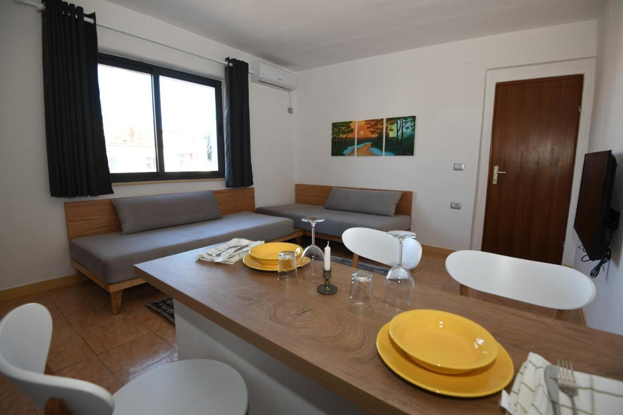 Rondine Studio Apartment Тирана Экстерьер фото